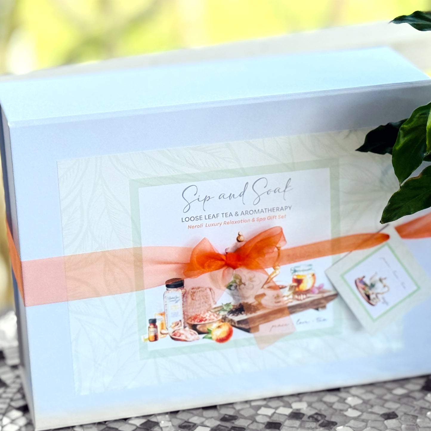 Noeroli Tea and Aromatherapy Gift Set